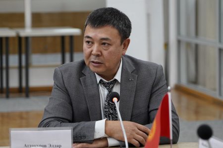 АЛЫКУЛ ОСМОНОВ АТЫНДАГЫ УЛУТТУК КИТЕПКАНАГА АТТОКУРОВ ЭЛДАР ЭРТАБЫЛДЫЕВИЧ ДИРЕКТОР БОЛДУ