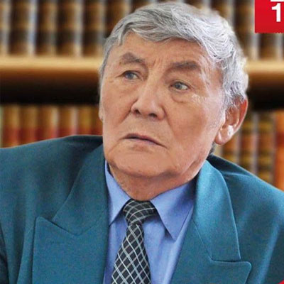 Омор Султанов: «Касиетиңден кагылайын поэзия»