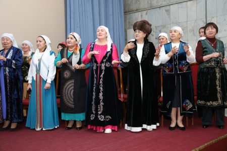 «Тамаша куруп Эл-журтка — Тарыхта калган Сармерден”